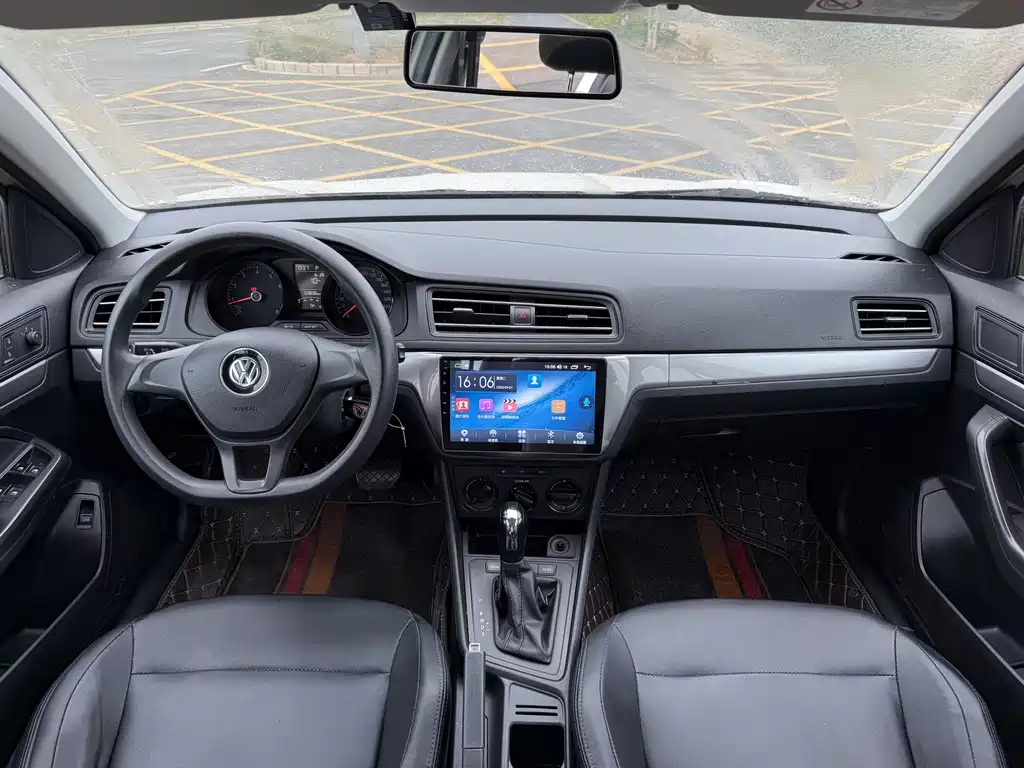 Volkswagen Lavida — миниатюра 5