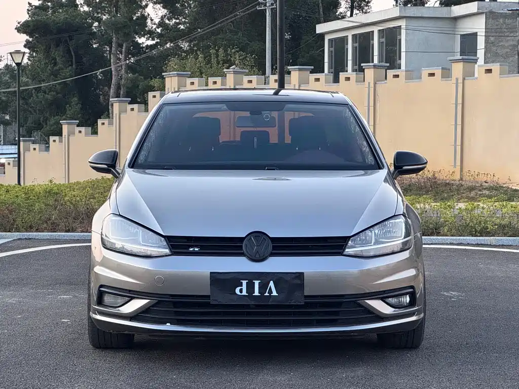 Volkswagen Golf — миниатюра 10