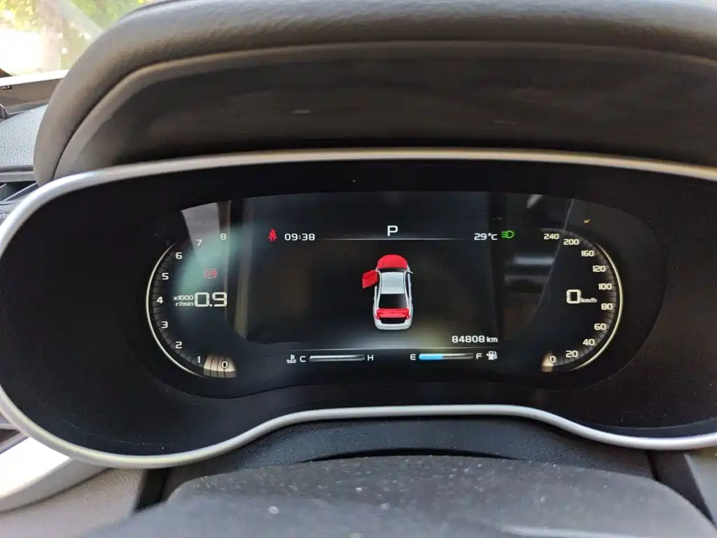 Geely Emgrand — миниатюра 12