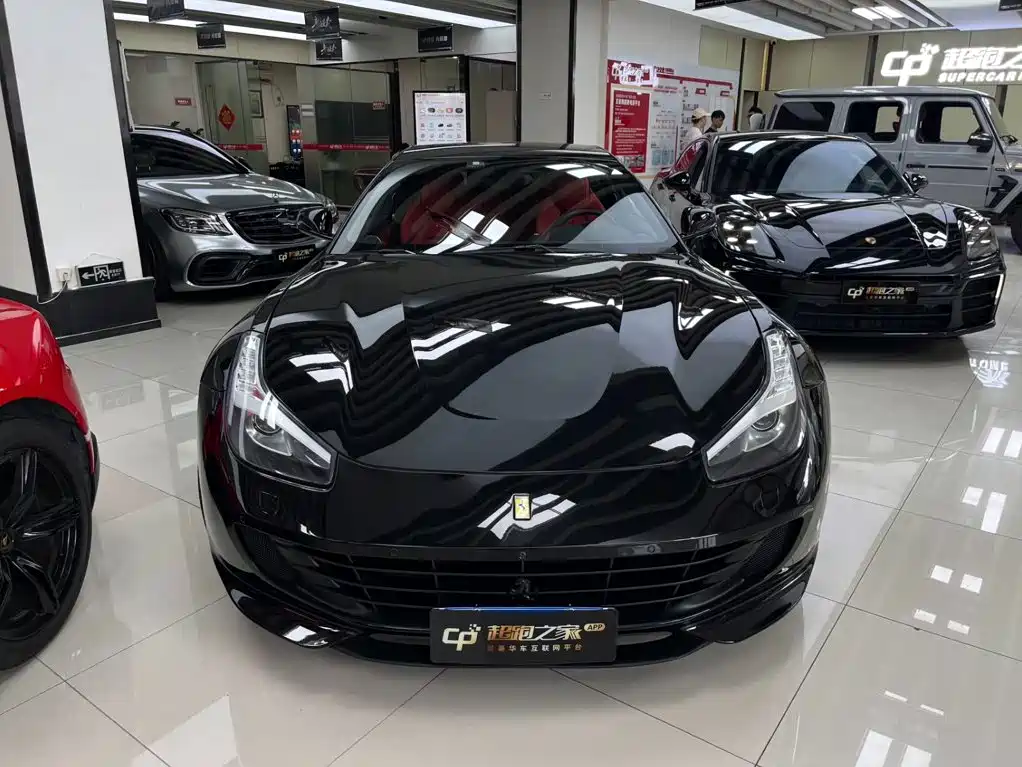 Ferrari GTC4Lusso — миниатюра 2