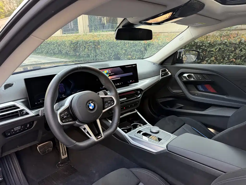 BMW 2 Series (Import) — миниатюра 6
