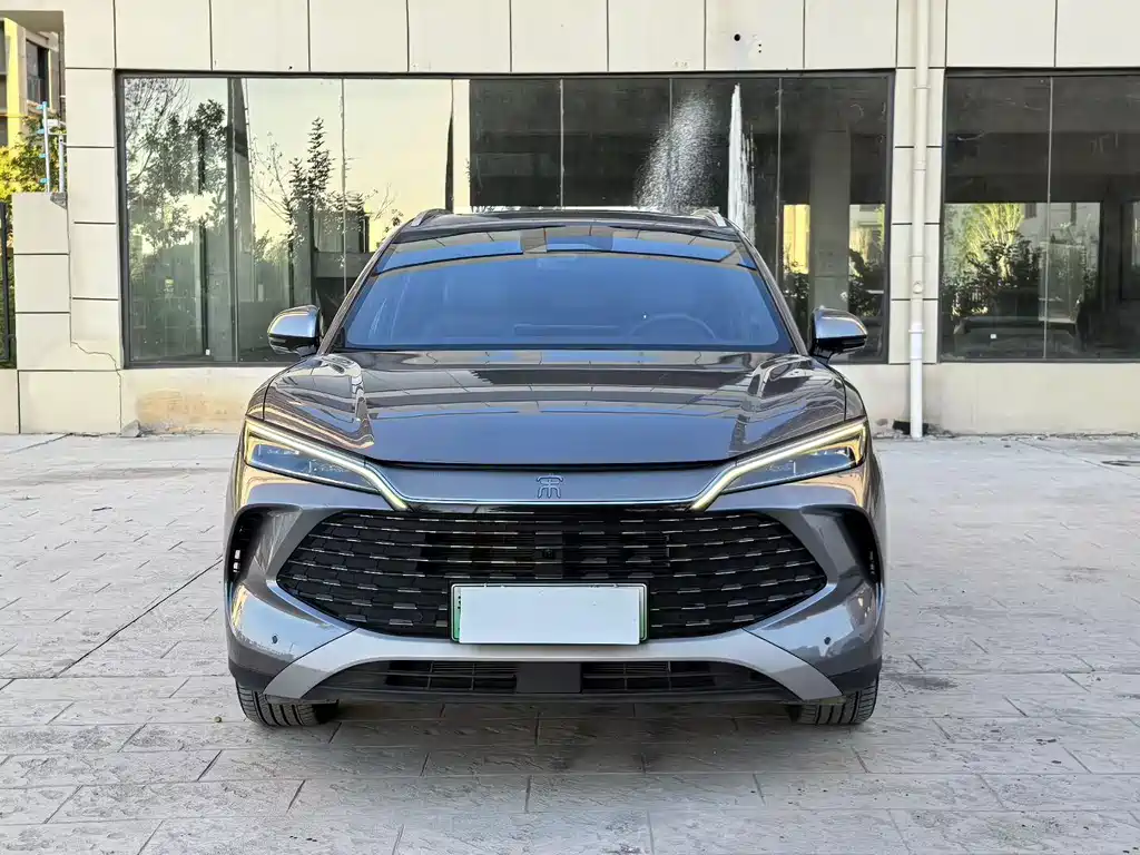 BYD L DM-i — миниатюра 2