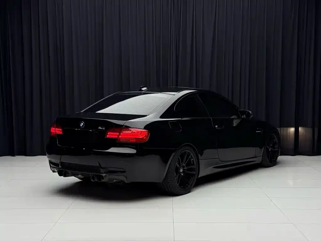 BMW M3 — миниатюра 12