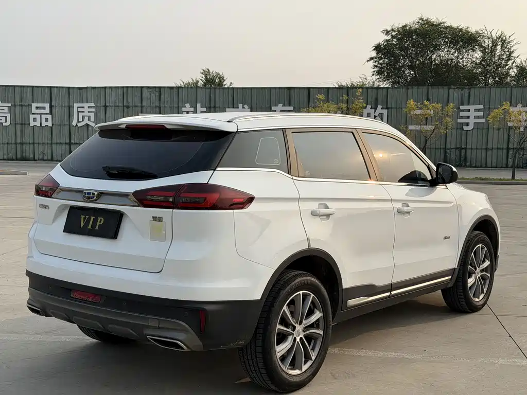 Geely Boyue — миниатюра 6