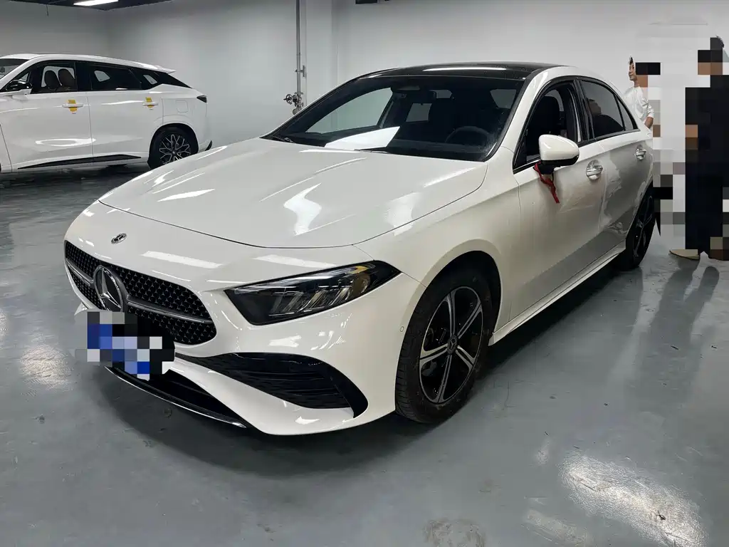Mercedes-Benz A-Class — миниатюра 3