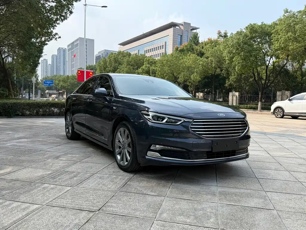 Ford Taurus — миниатюра 3