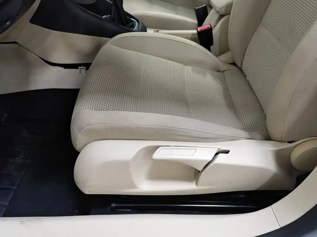 Volkswagen Golf — миниатюра 20