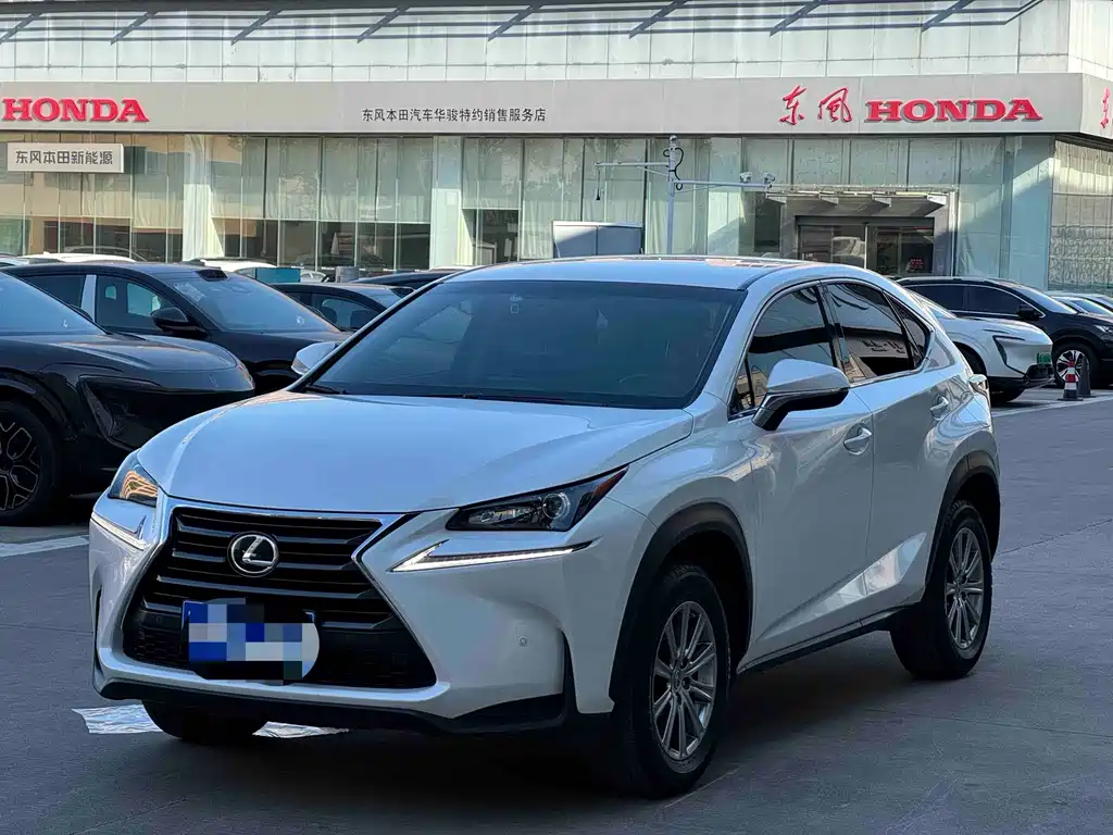 LEXUS NX