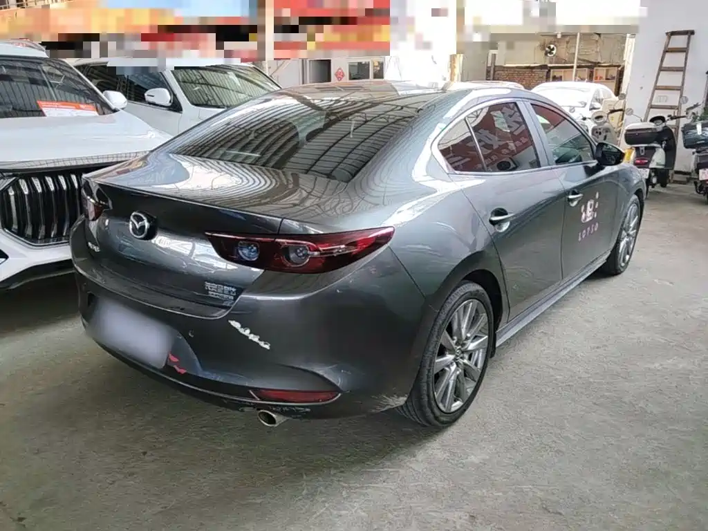 Mazda 3 Axela — миниатюра 7