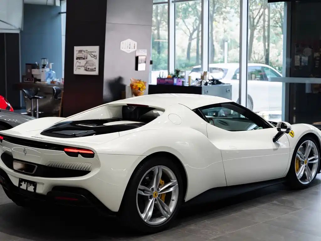 Ferrari 296 — миниатюра 6