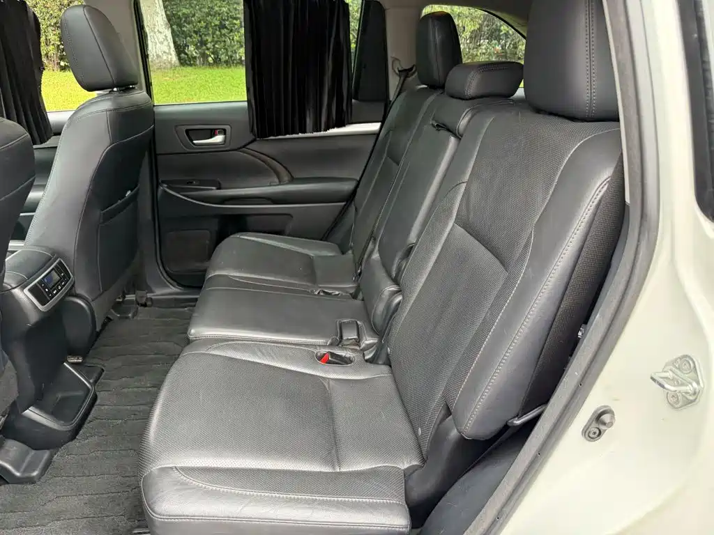 Toyota Highlander — миниатюра 12