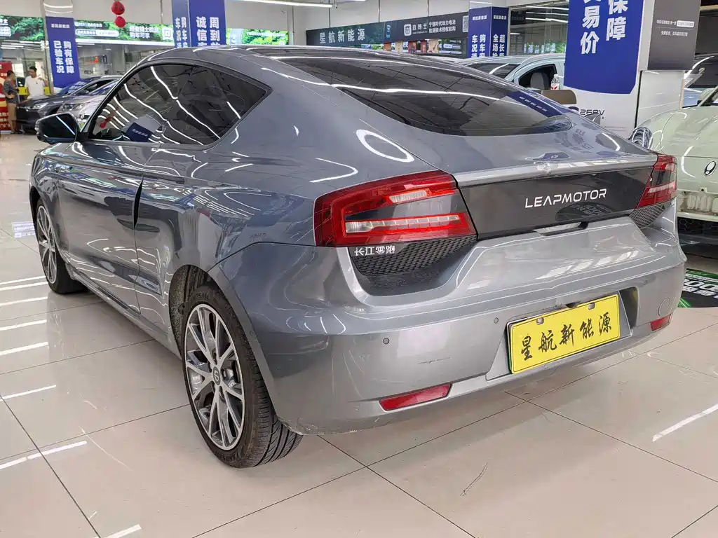 Leapmotor Leapmotor S01 — миниатюра 6