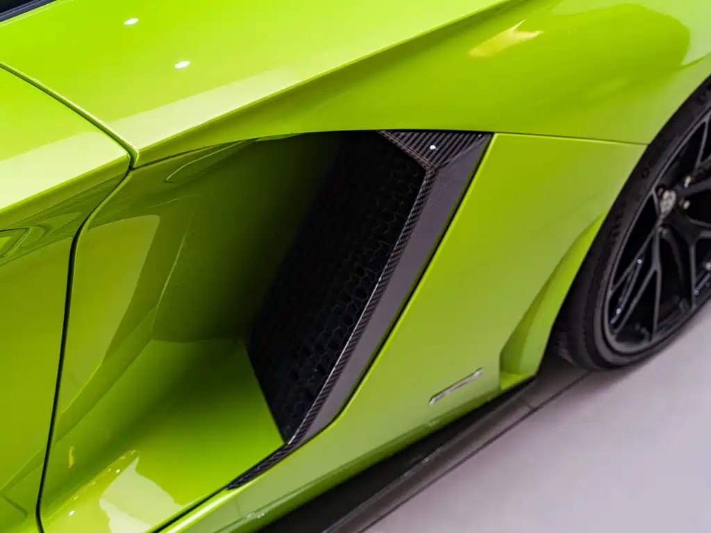 Lamborghini Aventador — миниатюра 24
