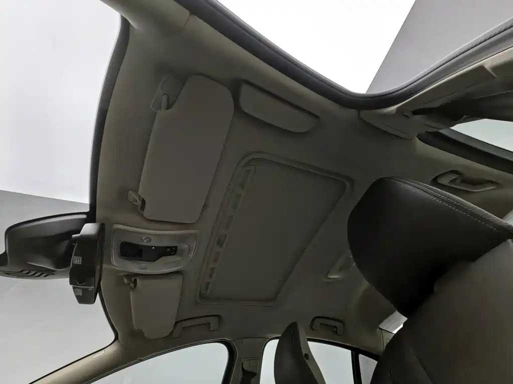 Volvo S60 — миниатюра 14