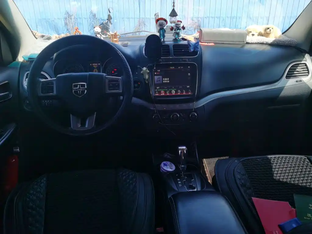 Dodge Journey — миниатюра 5