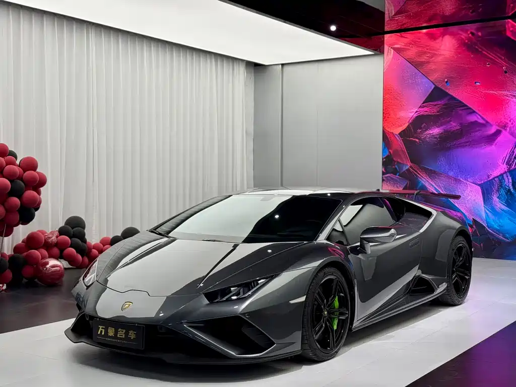 Lamborghini Huracán 2021