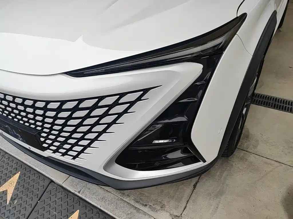 Changan UNI-T — миниатюра 24