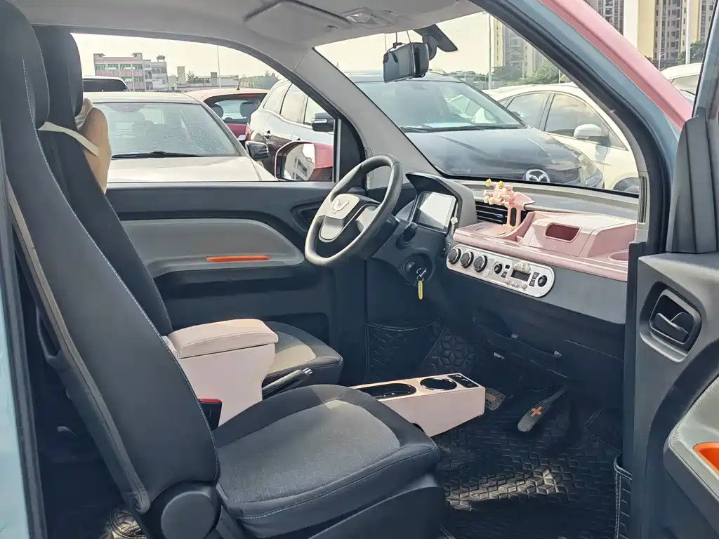 Wuling MINIEV — миниатюра 7