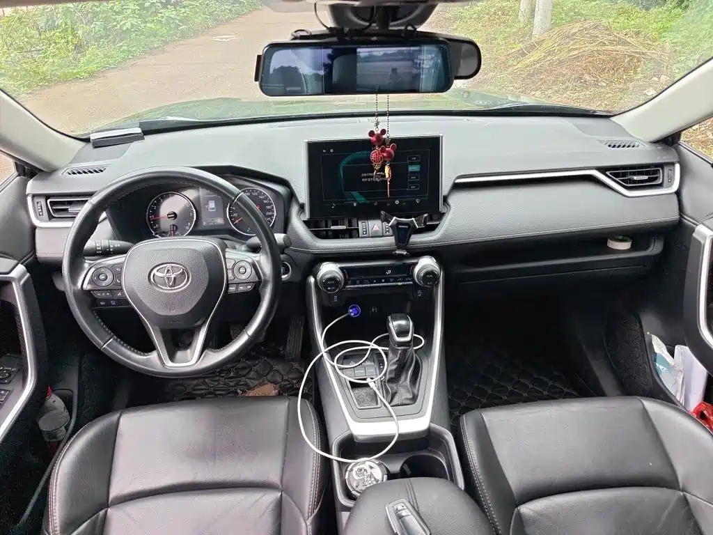 Toyota Wildlander — миниатюра 5