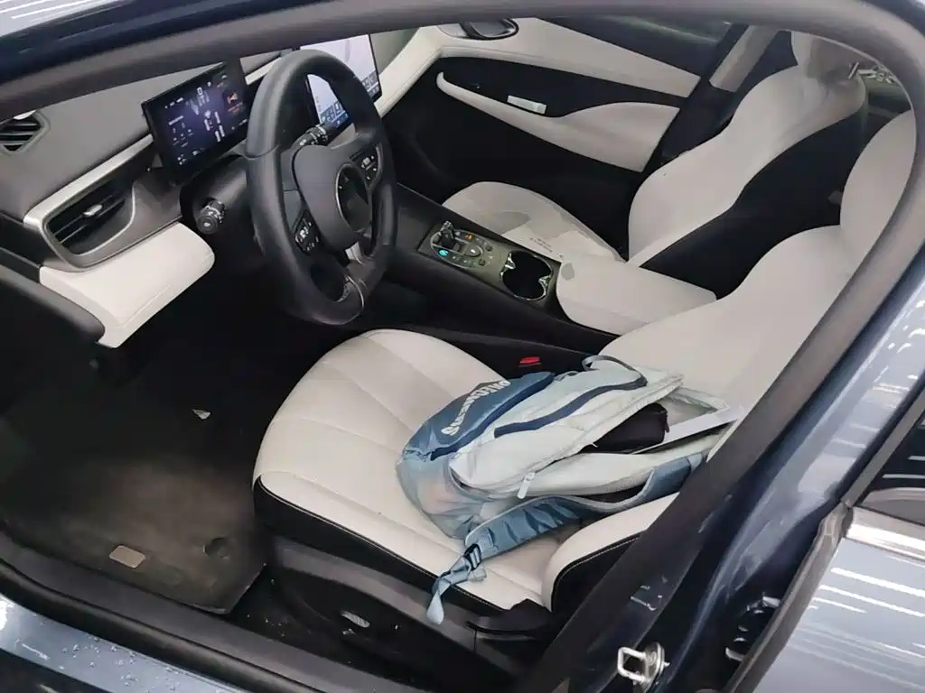 BYD Seal 05 DM-i — миниатюра 15