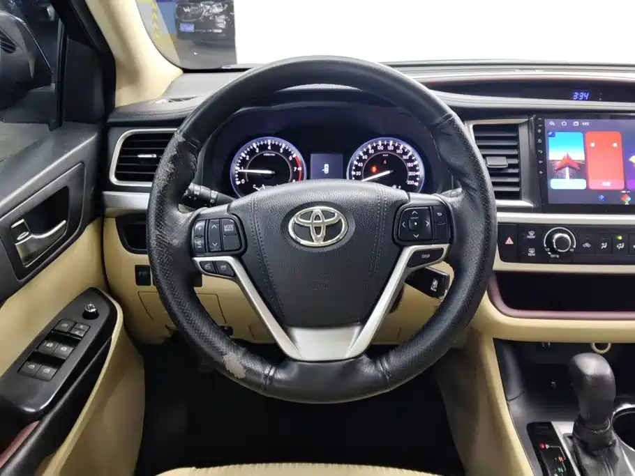 Toyota Highlander — миниатюра 15