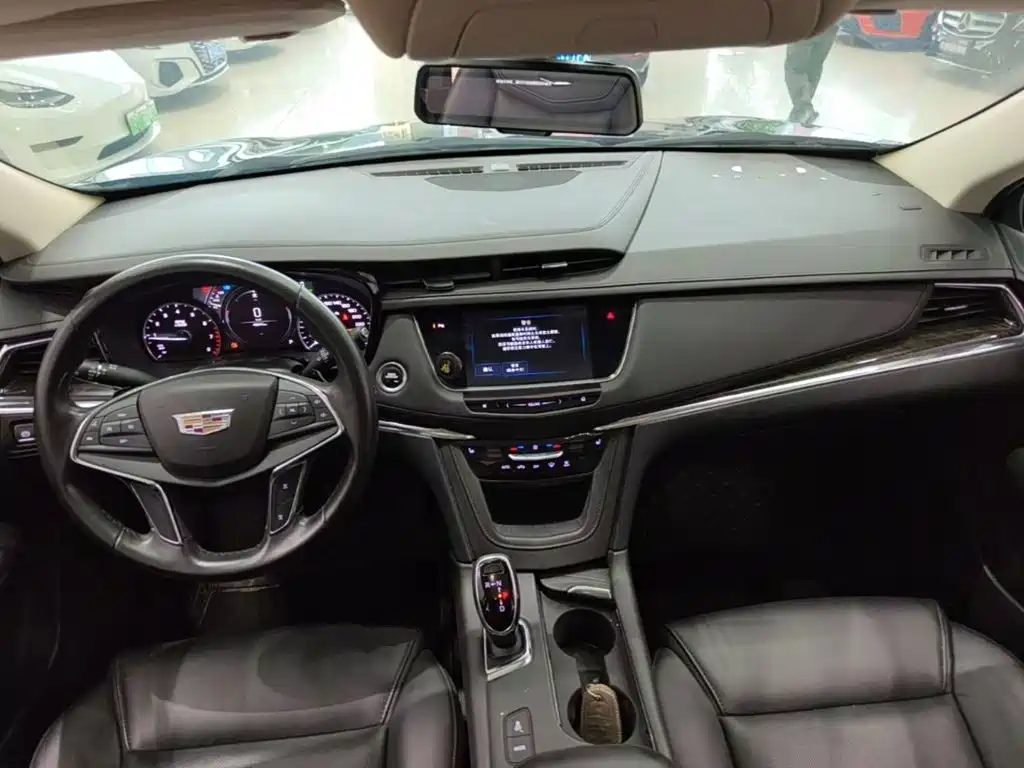 Cadillac XT5 — миниатюра 10