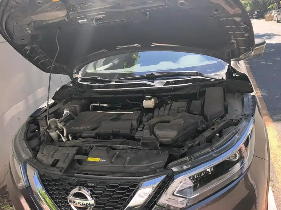 Nissan Qashqai — миниатюра 10