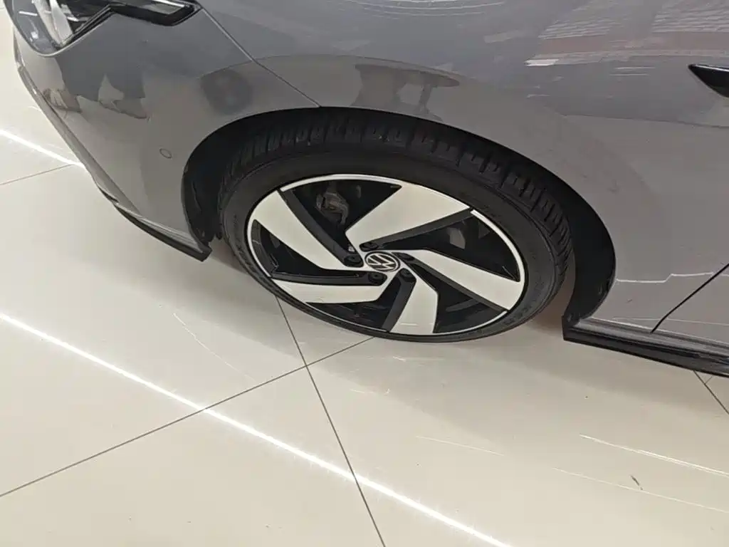 Volkswagen Golf — миниатюра 23