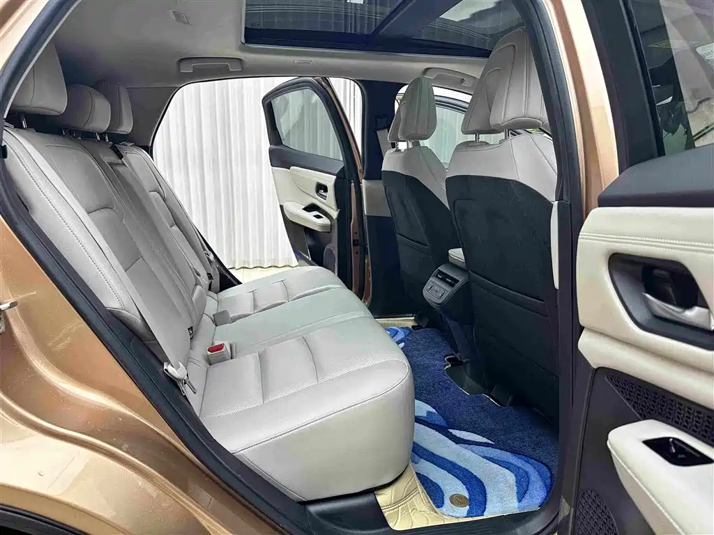 Nissan Ariya — миниатюра 11