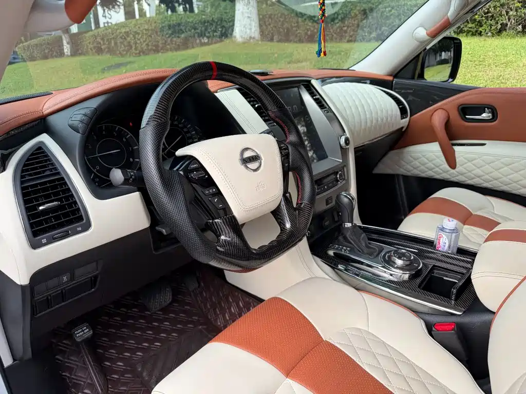 Nissan Patrol — миниатюра 7