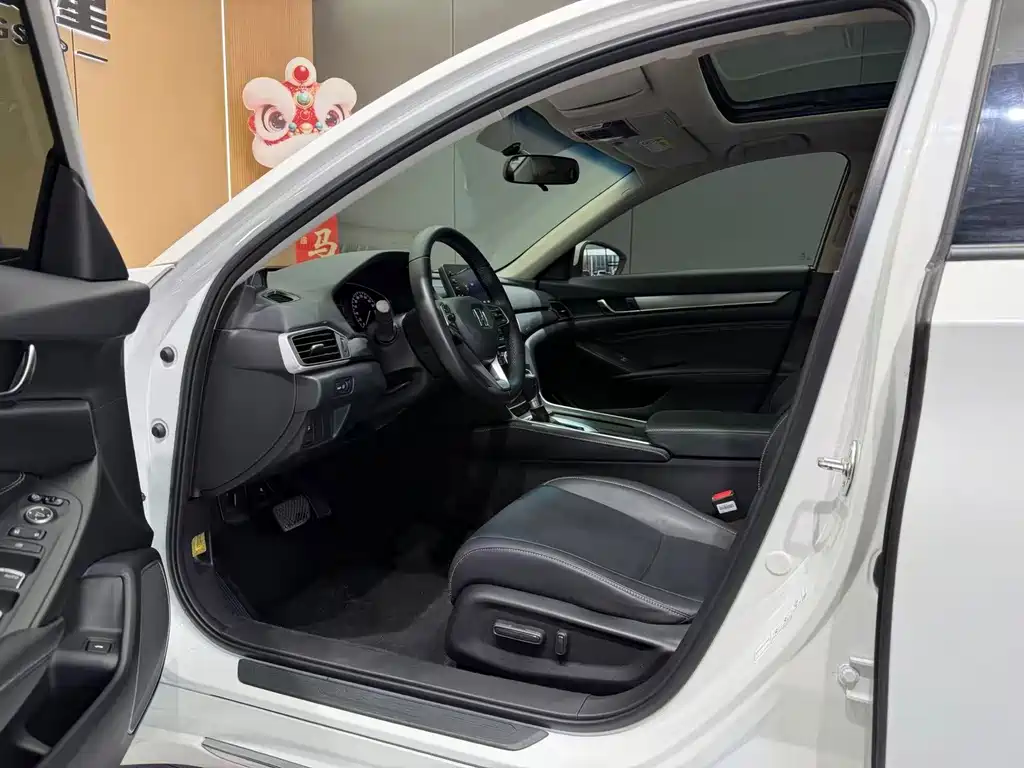 Honda Inspire — миниатюра 11