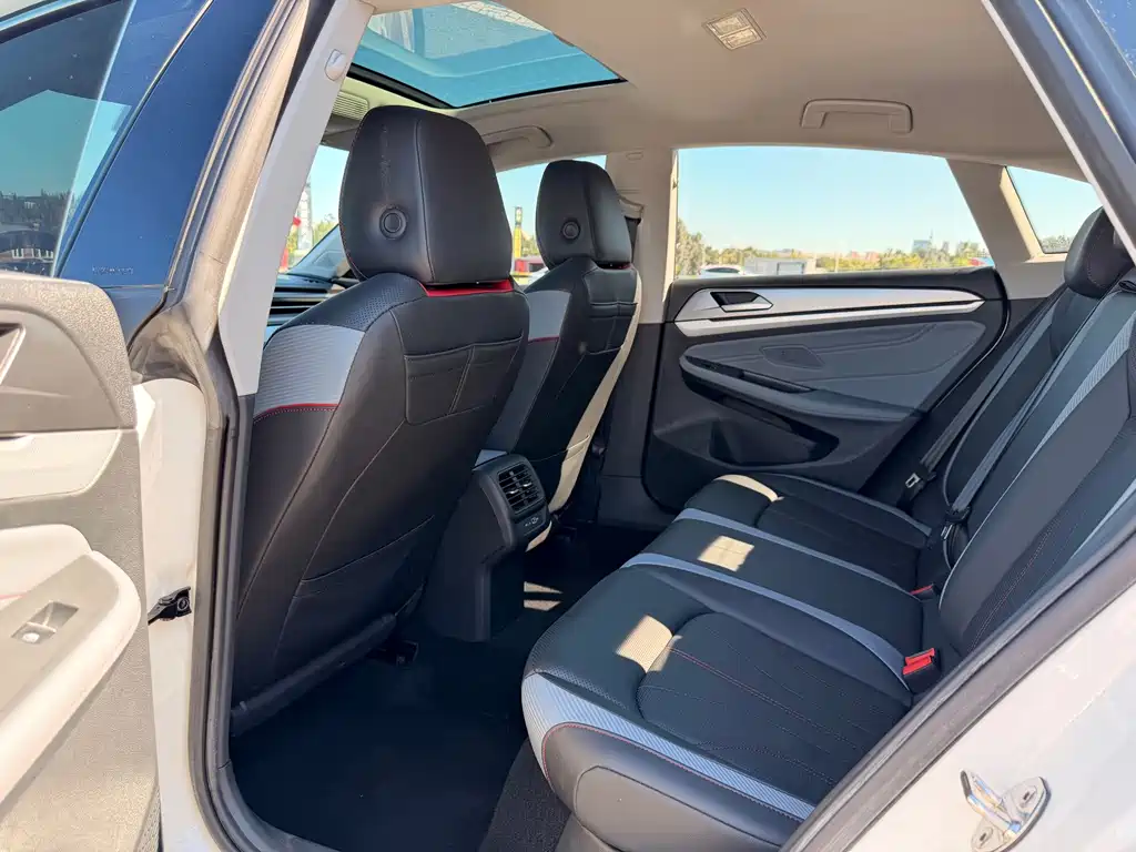 Volkswagen Lamando Lamando L 280TSI DSG Cool Hot Edition, фото 15
