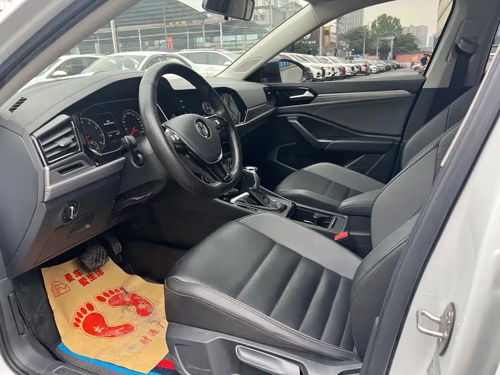 Volkswagen Sagitar — миниатюра 7