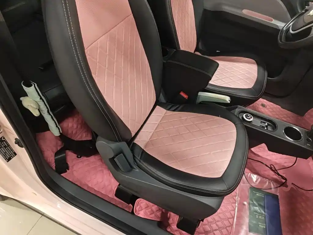 Wuling MINIEV — миниатюра 25