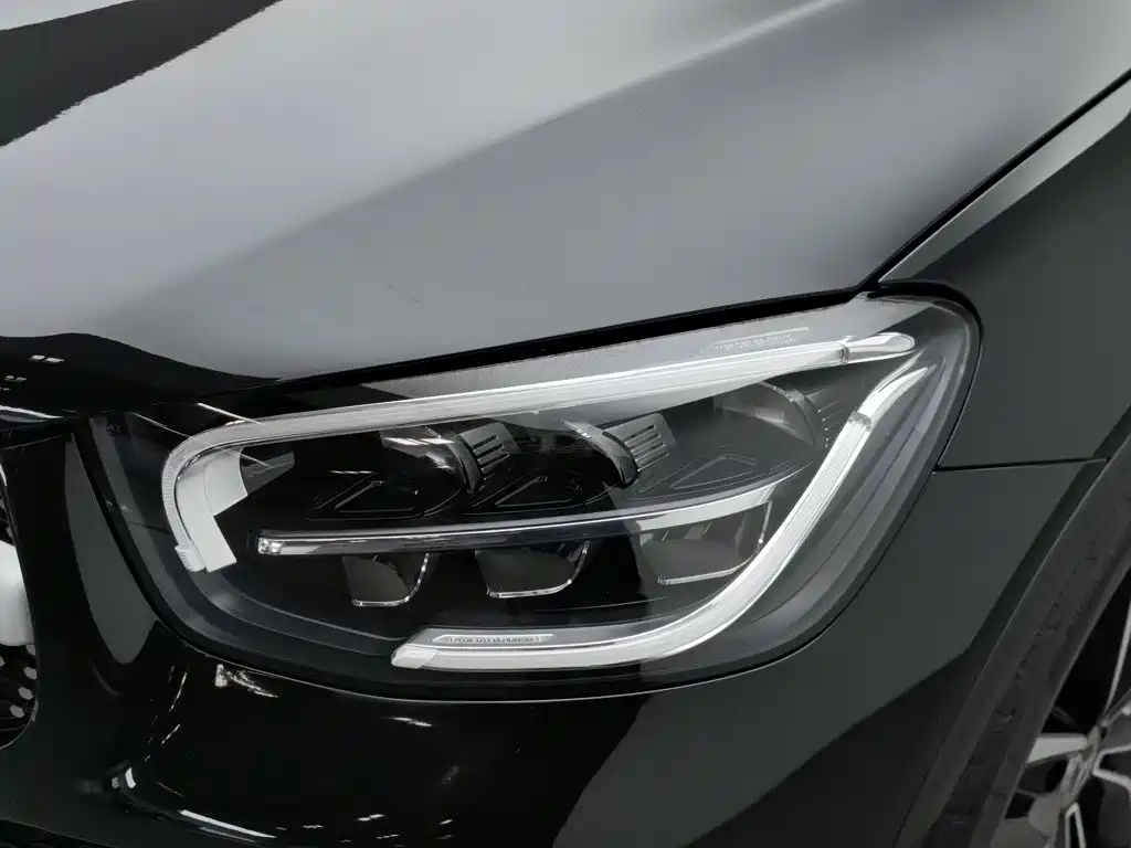 Mercedes-Benz GLC — миниатюра 7