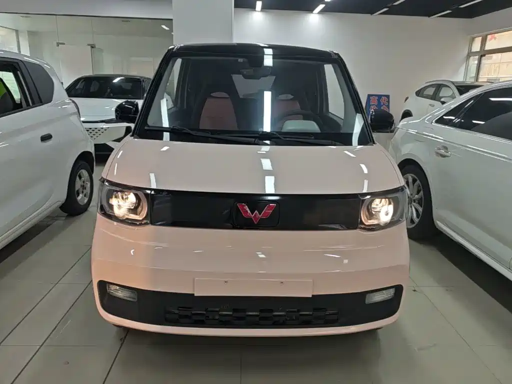 Wuling MINIEV — миниатюра 3