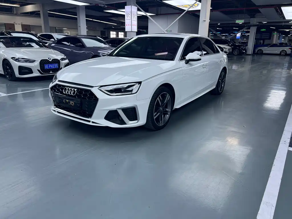 Audi A4L 2020