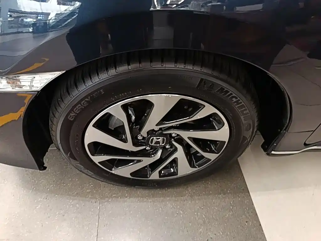 Honda Civic — миниатюра 23