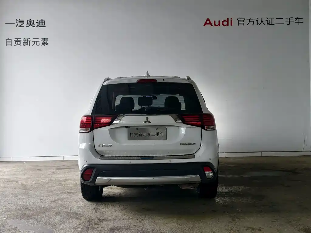 Mitsubishi Outlander — миниатюра 3