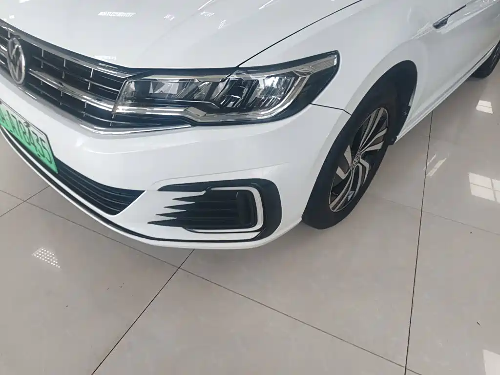 Volkswagen Bora EV — миниатюра 18