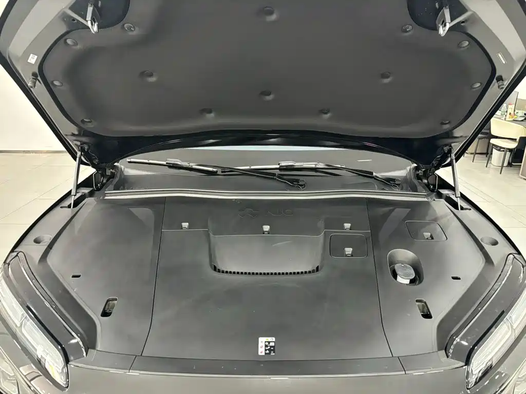 NIO ES6 — миниатюра 9