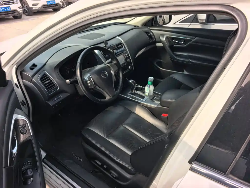 Nissan Teana — миниатюра 10
