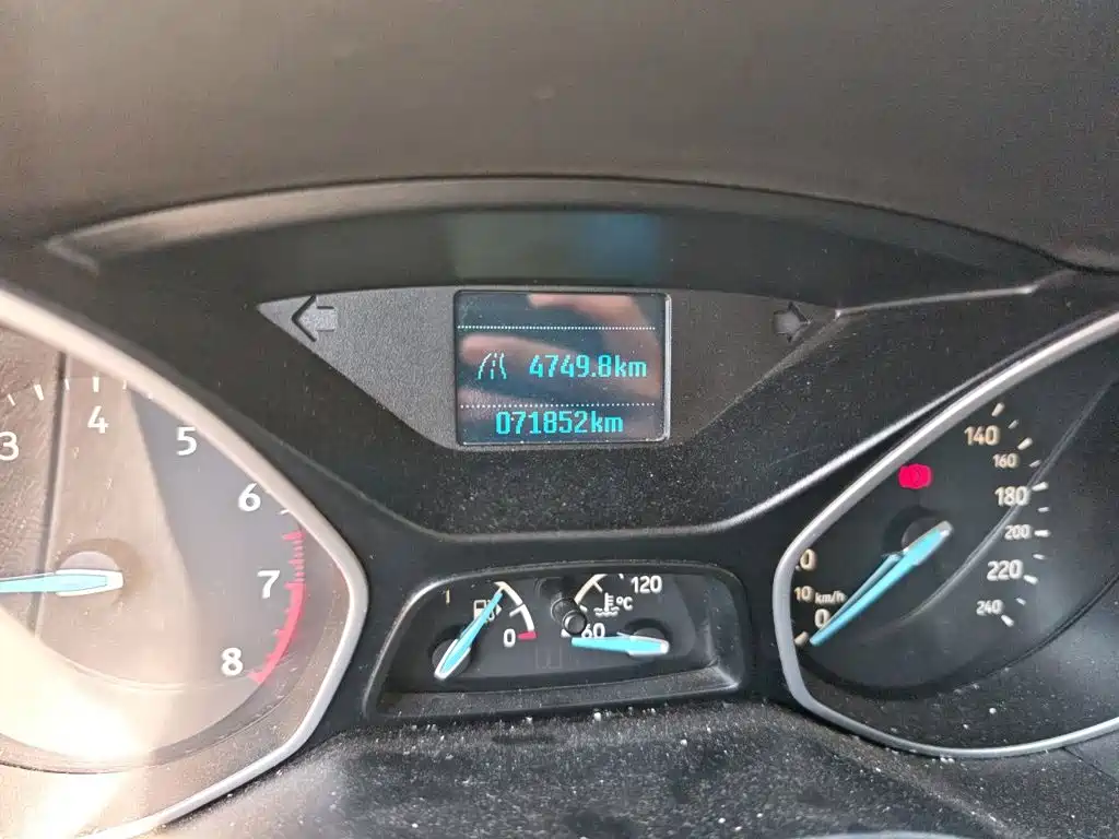 Ford Focus — миниатюра 8