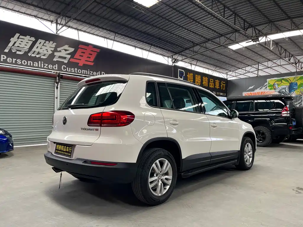 Volkswagen Tiguan 2013 1.8TSI AT