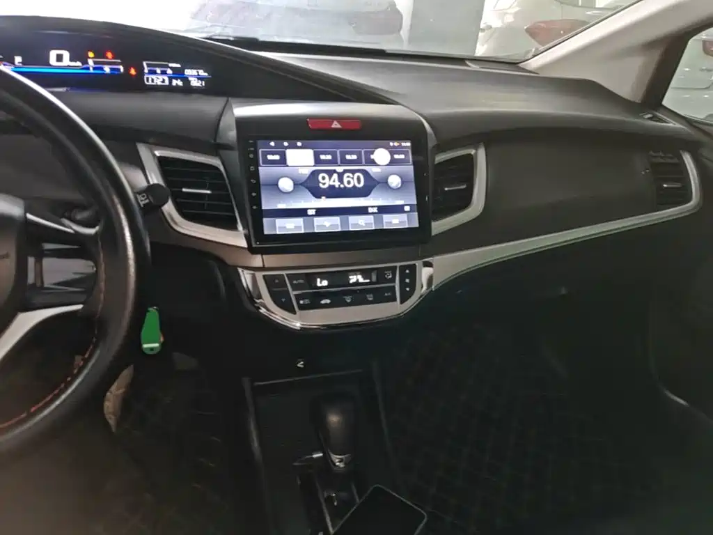 Honda Jade — миниатюра 10