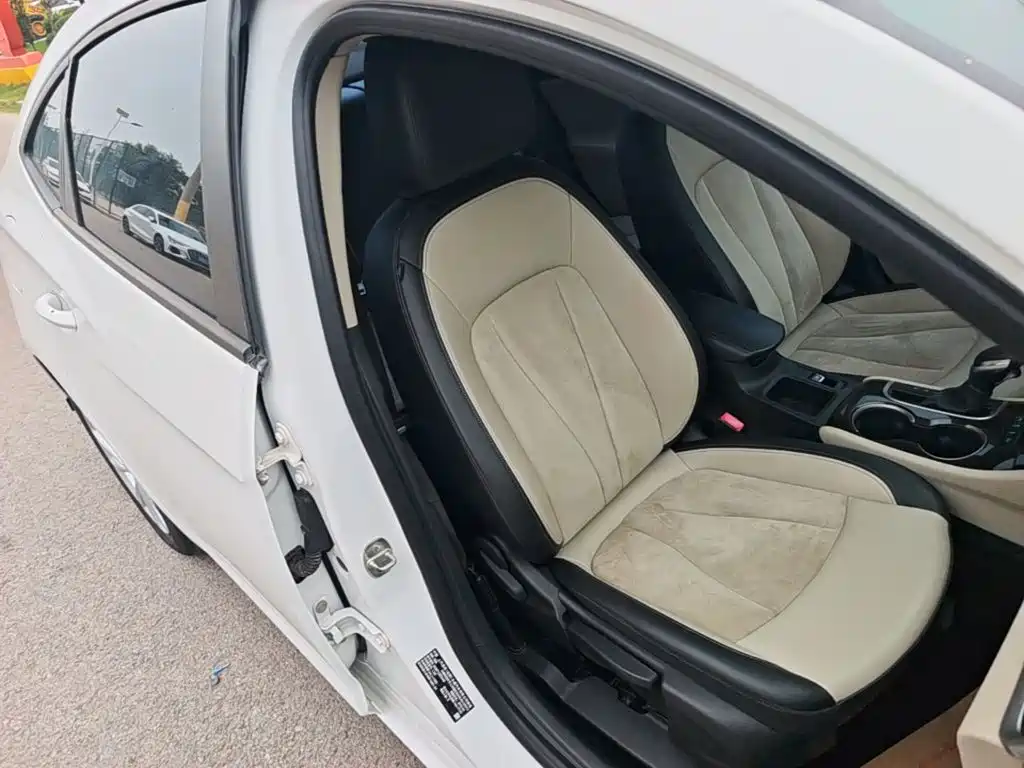Buick Verano — миниатюра 25