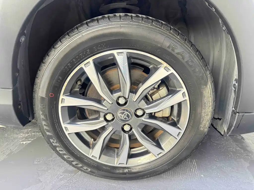 Toyota Yaris L — миниатюра 36