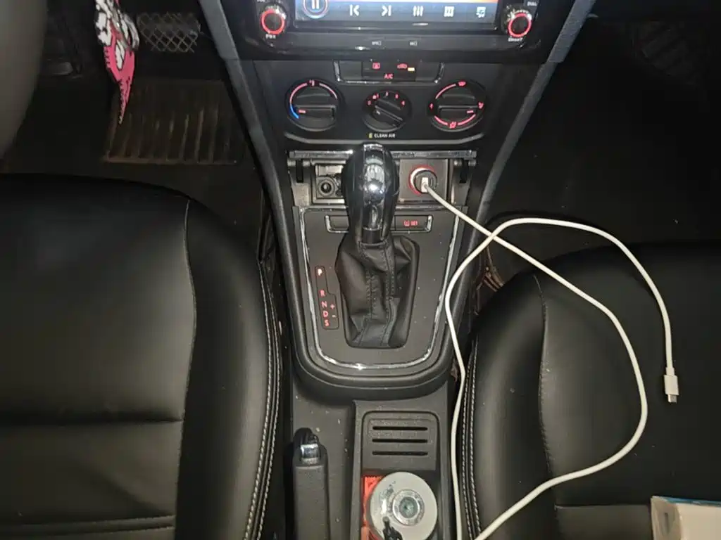 Volkswagen Bora — миниатюра 14