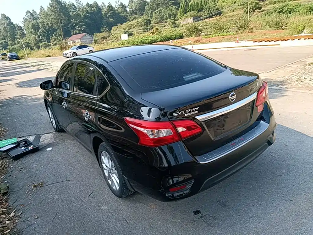 Nissan Sylphy — миниатюра 5