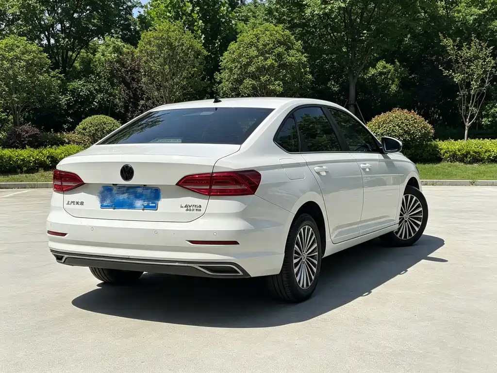 Volkswagen Lavida — миниатюра 13